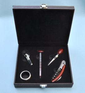 Engravable Premium Rosewood Wine Connoisseur Corkscrew Set with Case